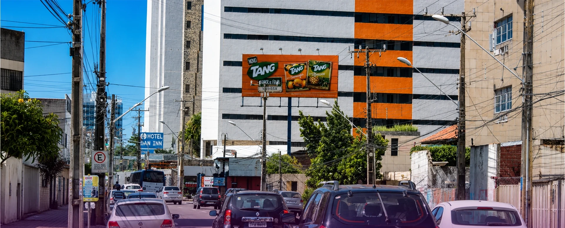 Imagem editorial do artigo Outdoor ainda funciona? Como usar o formato com estratégia em campanhas atuais