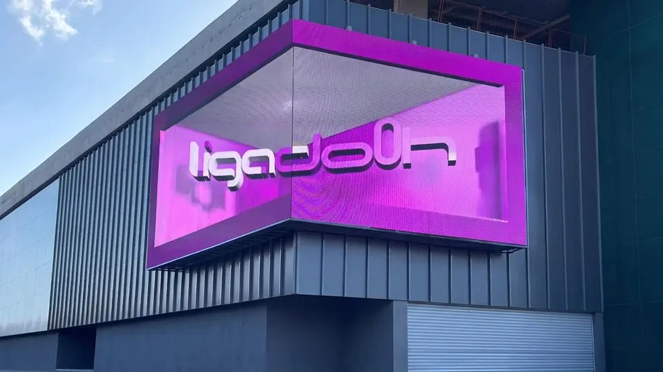 Painel de LED 3D da Liga DOOH